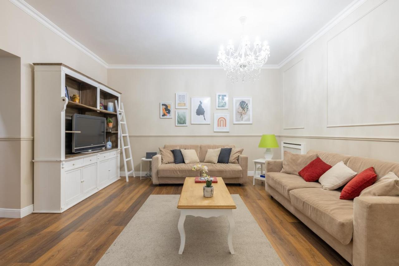 Charming Apartment With Patio A Few Steps From Colosseum Extérieur photo