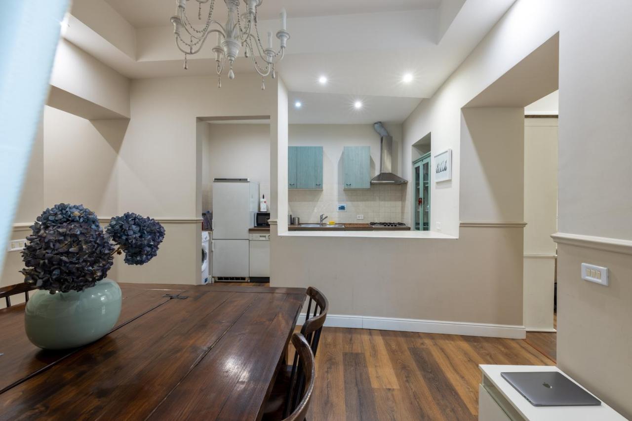 Charming Apartment With Patio A Few Steps From Colosseum Extérieur photo