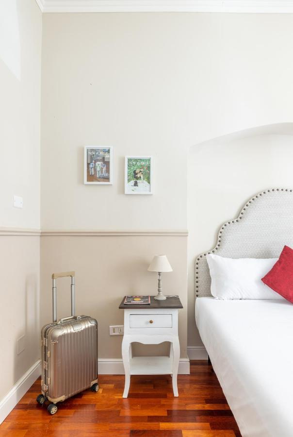 Charming Apartment With Patio A Few Steps From Colosseum Extérieur photo