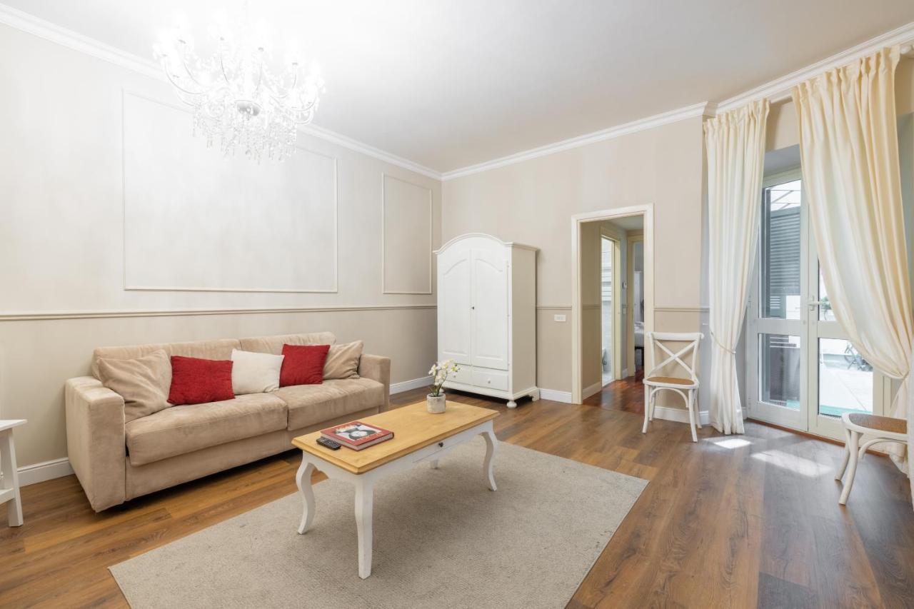 Charming Apartment With Patio A Few Steps From Colosseum Extérieur photo