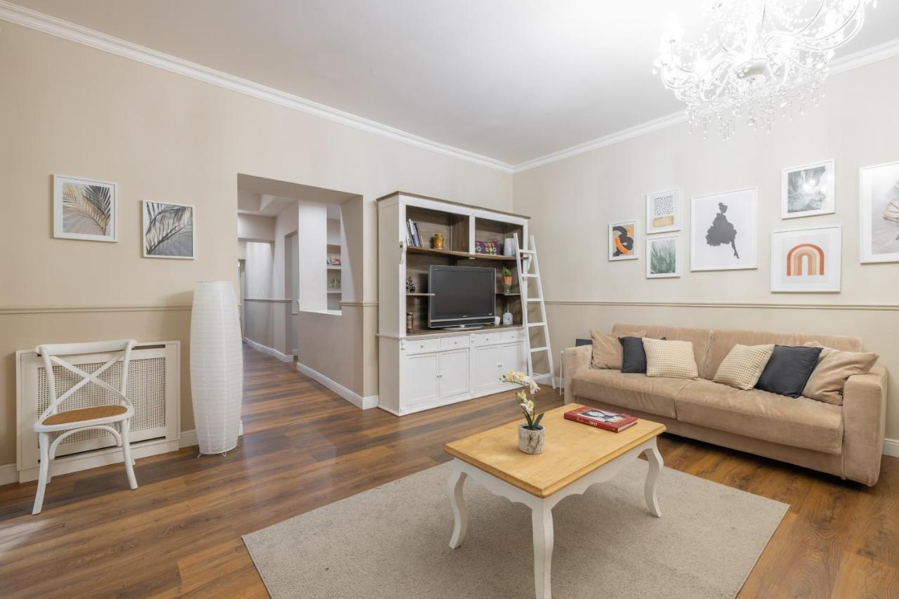 Charming Apartment With Patio A Few Steps From Colosseum Extérieur photo