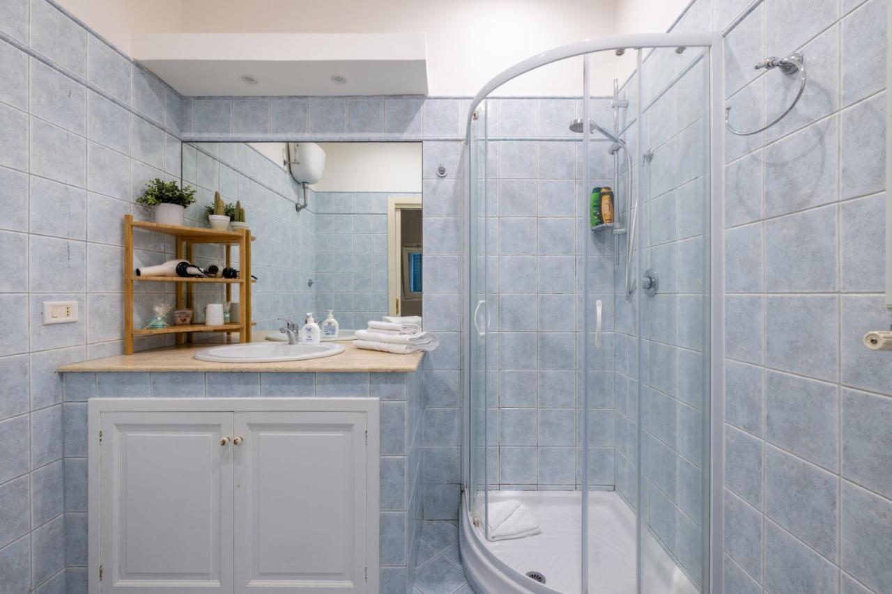 Charming Apartment With Patio A Few Steps From Colosseum Extérieur photo