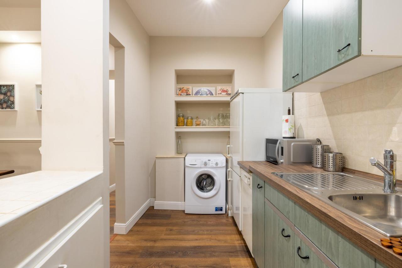 Charming Apartment With Patio A Few Steps From Colosseum Extérieur photo