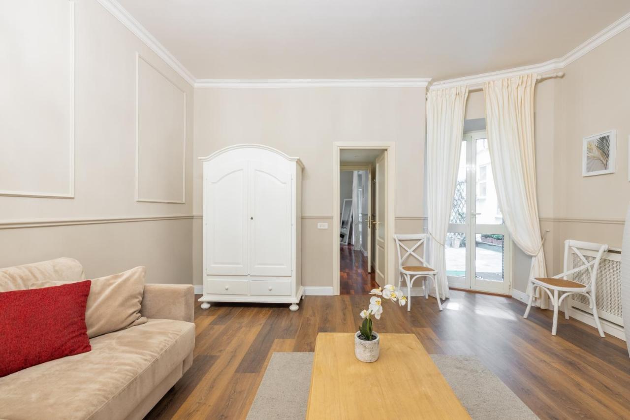 Charming Apartment With Patio A Few Steps From Colosseum Extérieur photo